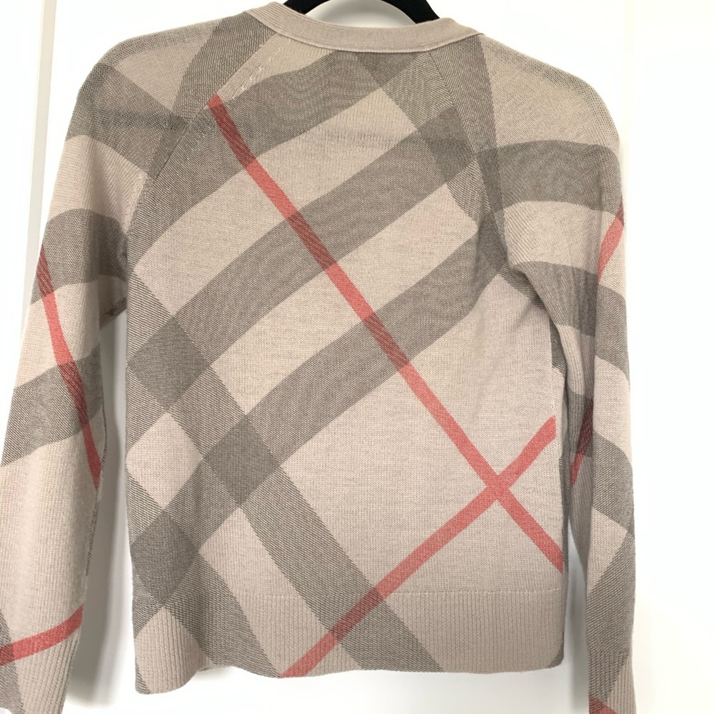 🚫Sold NWT Burberry sweater - Picture 7 of 8
